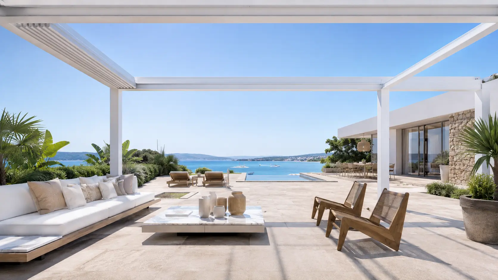 Lire la suite à propos de l’article Pergolas climatiques à lames rétractables : quelle extension design pour votre villa dans le Golfe de St-Tropez ?